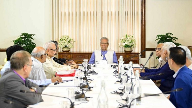 রাজনৈতিক দলগুলোর দৃষ্টিভঙ্গির প্রশংসা করলেন প্রধান উপদেষ্টা