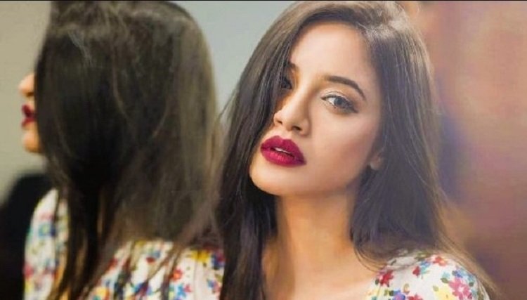 ওড়না-হিজাব পরে ঠিকমতো খেলা যায়না: তিশা