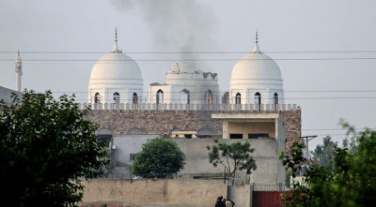 ‘মসজিদ’ নাকি ‘সন্ত্রাসী ঘাঁটি’, কোথায় হামলা করেছে ভারত?