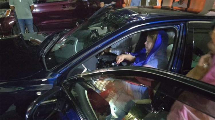 পারিবারিক অনুষ্ঠানে খালেদা জিয়া