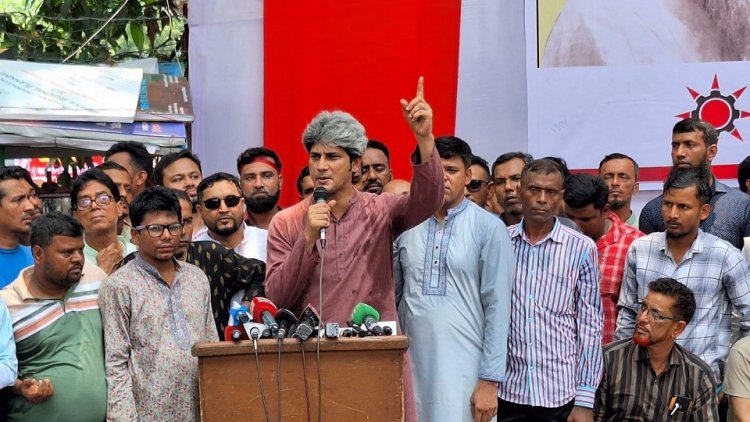 জবি শিক্ষার্থীদের সাথে সরকারকে আলোচনায় বসার আহ্বান সাকির