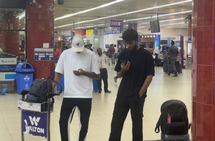 তিনদিন বিমানবন্দরে আটকে ছিলেন রিশাদ ও নাহিদ