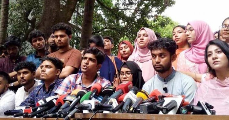 ফের মাঠে নামার হুঁশিয়ারি সাত কলেজ শিক্ষার্থীদের