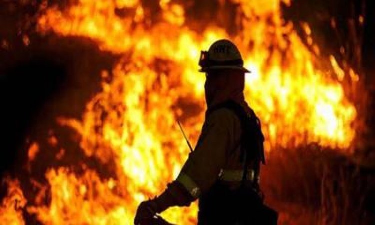 মিরপুর শ্যামল পল্লী বস্তিতে আগুন, নিয়ন্ত্রণে ৫ ইউনিট