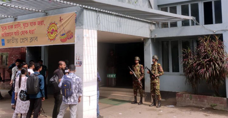 চাকরিচ্যুত সেনা সদস্যদের ৪ দাবি, বক্তব্য শুনলো সেনাসদর