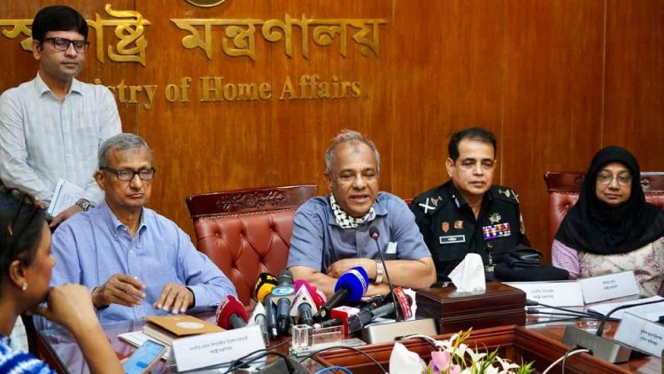 মামলা থাকায় নুসরাত ফারিয়াকে গ্রেপ্তার করা হয়েছে: স্বরাষ্ট্র উপদেষ্টা