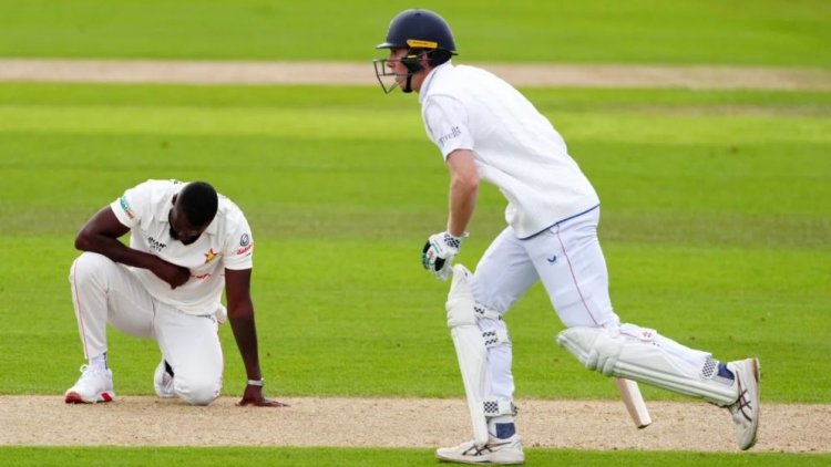 জিম্বাবুয়ের বিপক্ষে কীভাবে খেলতে হয়, বাংলাদেশকে দেখাচ্ছে ইংল্যান্ড