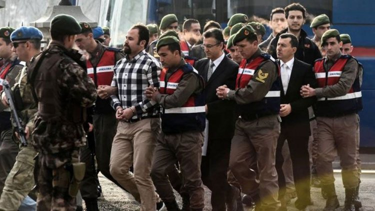 তুরস্কে ৬৩ সেনা কর্মকর্তার বিরুদ্ধে গ্রেফতারি পরোয়ানা জারি