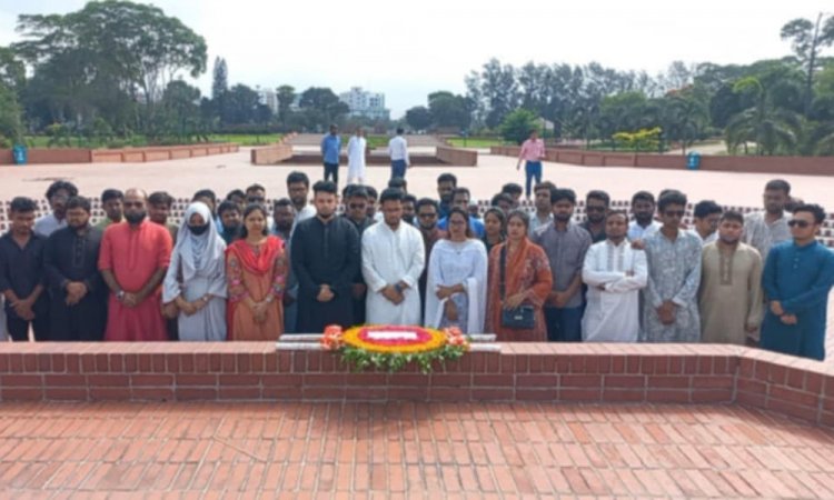 স্মৃতিসৌধে জাতীয় যুবশক্তির শ্রদ্ধা, রাজপথে সক্রিয় থাকার ঘোষণা
