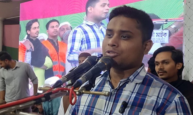 আসিফ-মাহফুজ কোনো দলের নয়, গণঅভ্যুত্থানের প্রতিনিধি : হাসনাত